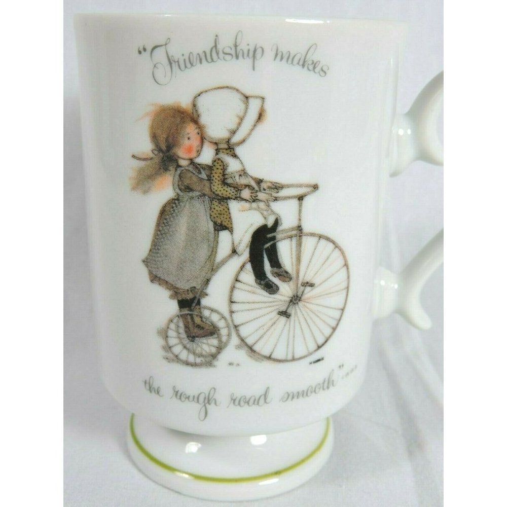 Vintage Holly Hobbie Pedestal Mug "Friendship makes the rough road smooth" 1973